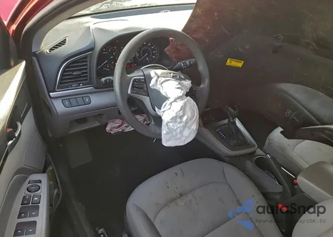 2017 Hyundai Elantra Se z USA, uszkodzony, nr VIN 5NPD84LF4HH142853